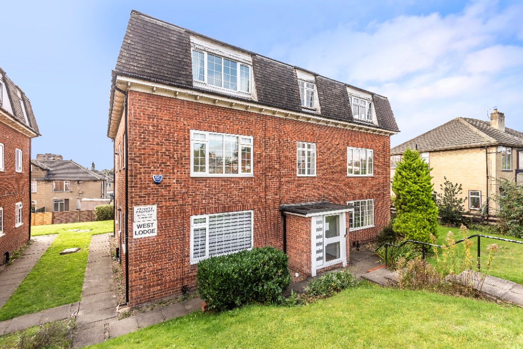 2 Bedroom Property For Sale in Leeds £147,000